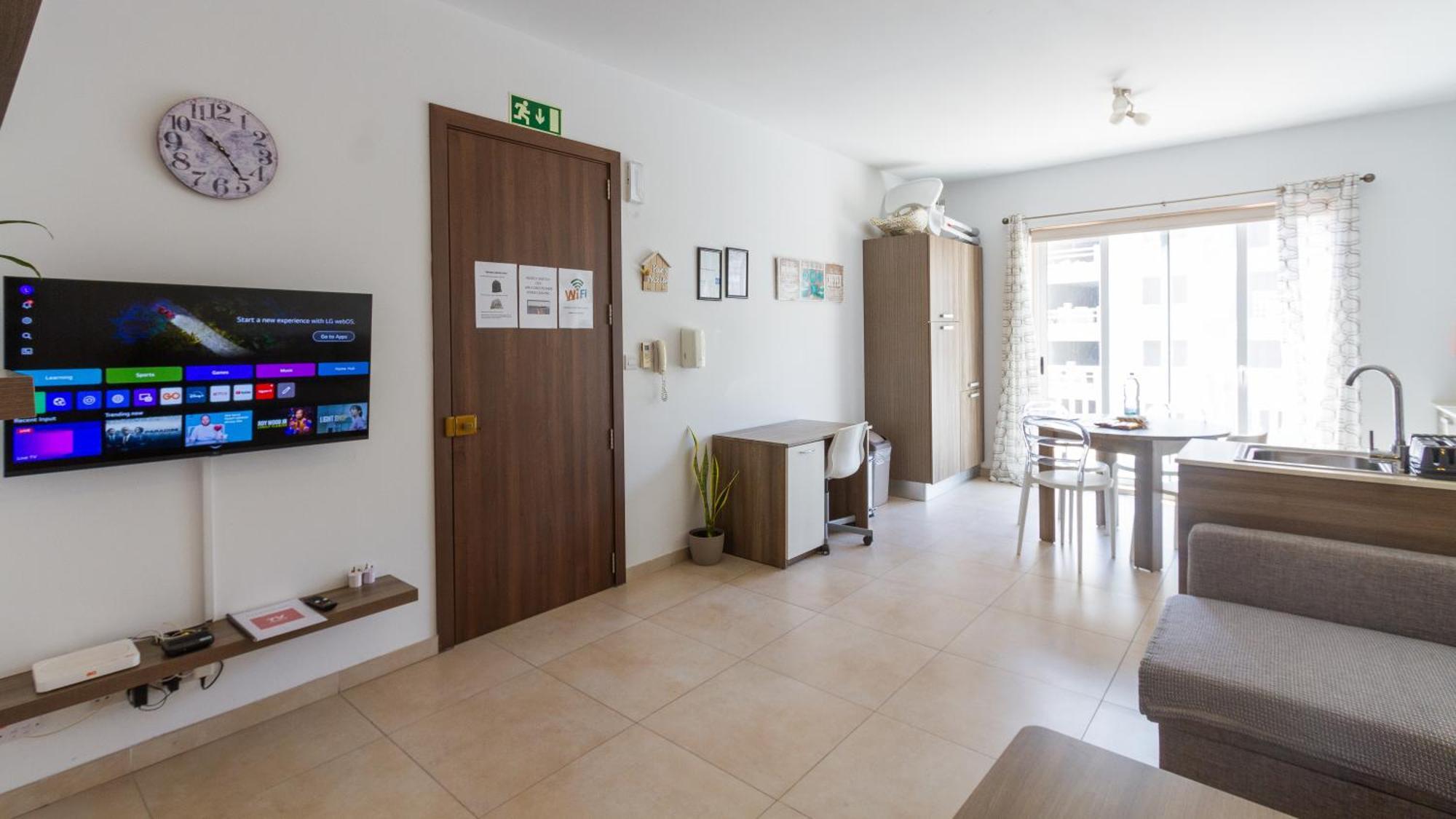 Modern & Central 2 Bedroom & 2 Bathrooms Apartment Мсіда Екстер'єр фото