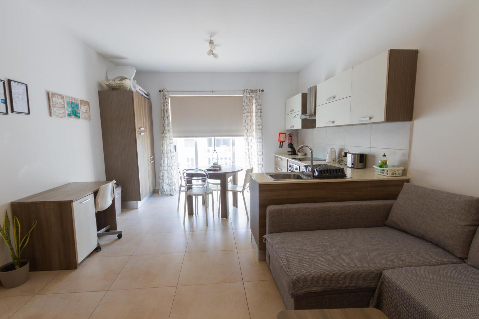 Modern & Central 2 Bedroom & 2 Bathrooms Apartment Мсіда Екстер'єр фото