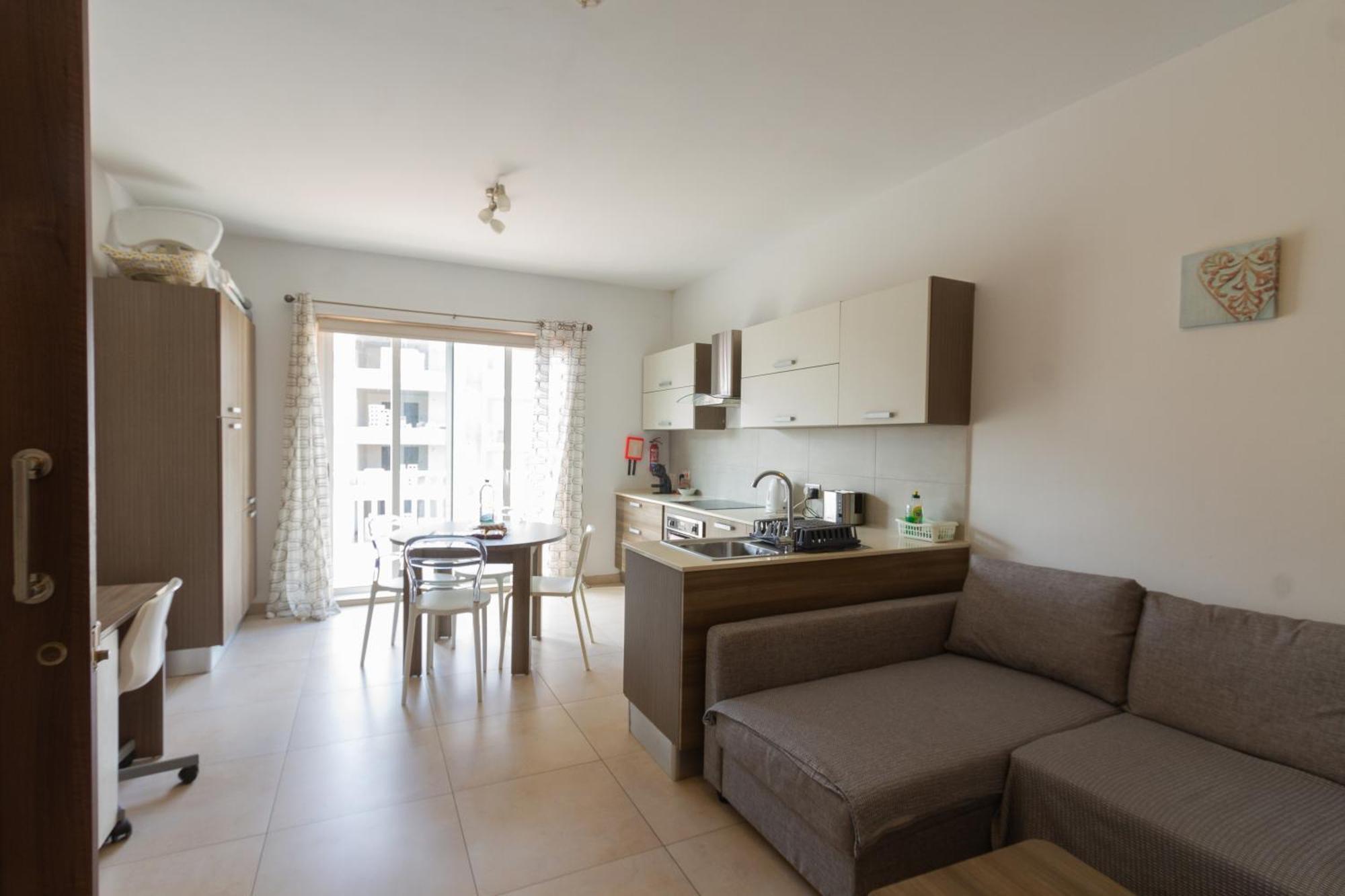 Modern & Central 2 Bedroom & 2 Bathrooms Apartment Мсіда Екстер'єр фото